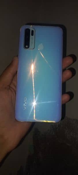 Vivo y30      4/128 2