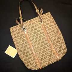 MICHEAL KORS TOTE BAG