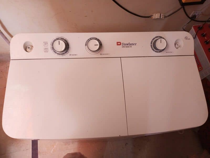 New condition Dawlance washing machine 3