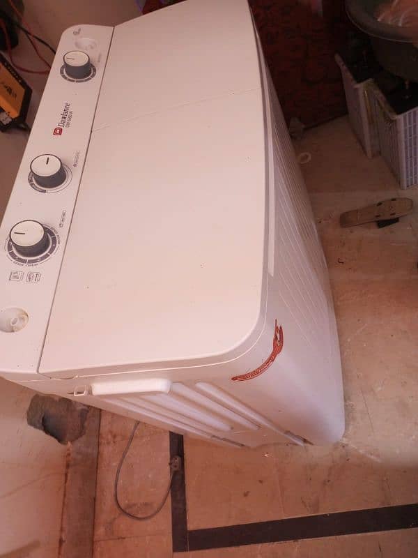 New condition Dawlance washing machine 4