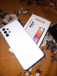 Samsung A32 with box 6/128