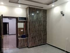 1 kanal House For Rent in Johar town prime location