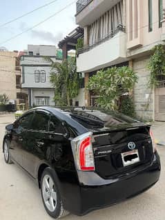 Toyota Prius S Touring