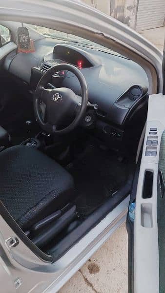 Toyota Vitz 2007 3