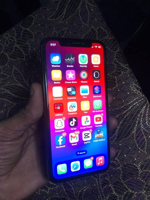 iPhone X all sim work 64 gb 7