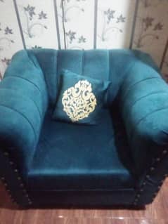 6 seatr sofa urgent sale