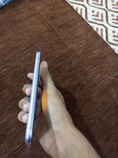 iPhone 11 - Well Condition (Non PTA JV) - 58K Call me : 03248441049