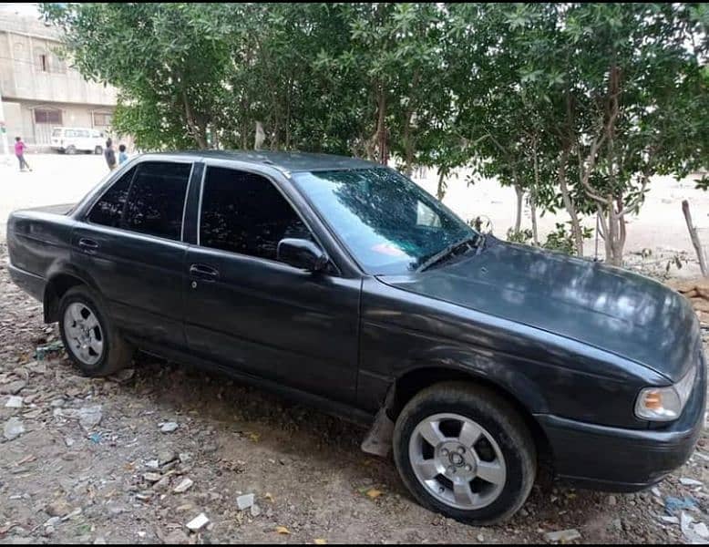 Nissan Sunny 1992 5