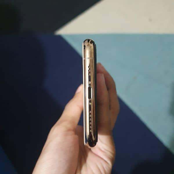 Iphone 11 pro 64 gb Non Pta Fu 3