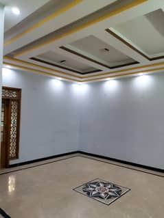 240 sq yards beutyfull new portion for rent in state bank society