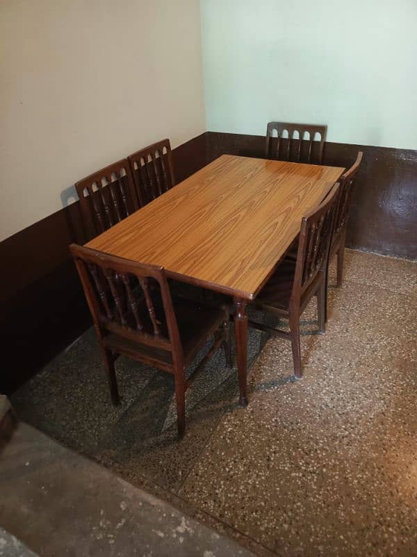 Dining Table with 6 chairs 1