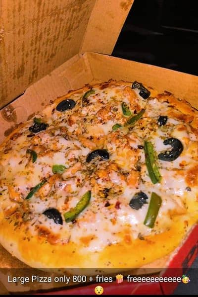 Pizza Burger Banana Janta ho Kariger Ho yh Helper0/3/0/1/0/9/0/3/6/5/1