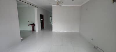 1 Kanal Upper Portion For Rent