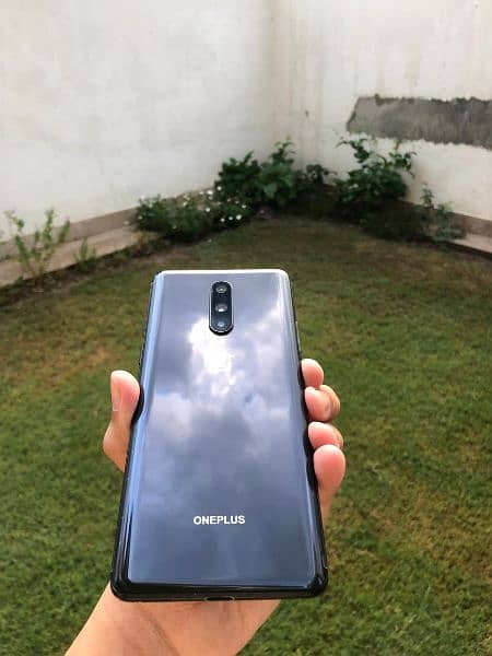 OnePlus 8 8gb 128gb 03336940616 call number pe rabta karein 1