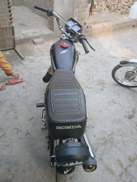 black Honda jenniun all part's mere nam pe hii biomatric available 1