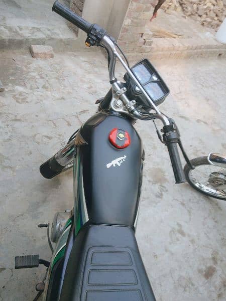 black Honda jenniun all part's mere nam pe hii biomatric available 4