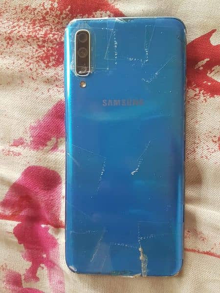 Samsung galaxy A50 4/128 1