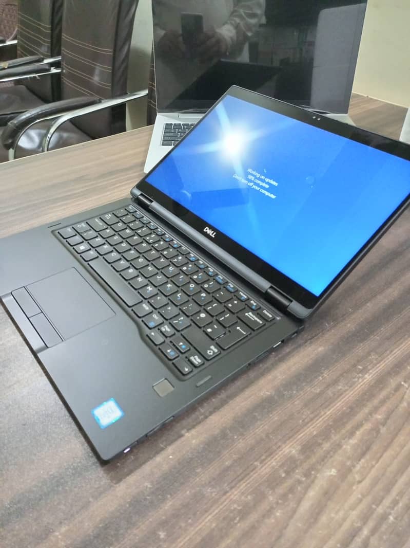 Dell Latitude 7390 2 in 1 Core i7-8650U Gen 16GB Ram 256GB SSD  360 18