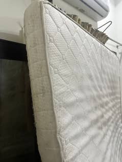 Diamond Medicated Mattress in 10/10 Condition