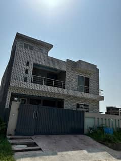 9.5 Marla Double Storey House For Urgent Sale At Islamabad B-17 Multi Garduns C-1