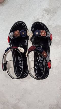 Black Floral Sandle