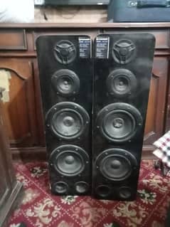 speakers