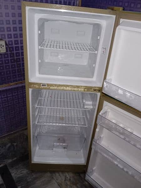 Dawlance Refrigerator 2