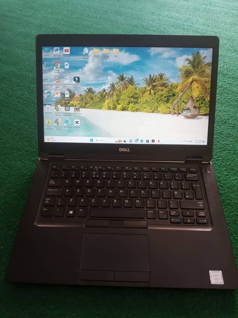 Laptop dell core i5 7th genration 8gb RAM 256GB SSD M. 2 1