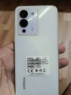 Infinix Note 12    8 128