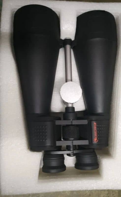 New Celestron SkyMaster 20x80 Astronomy binocular with Tripod Adapter 18