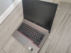 fujitsu made in Japan laptop 4th Genration 4GB Ram 320HDD 13.5"Display