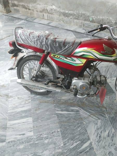 honda 70 model 2023 100% original condition 3