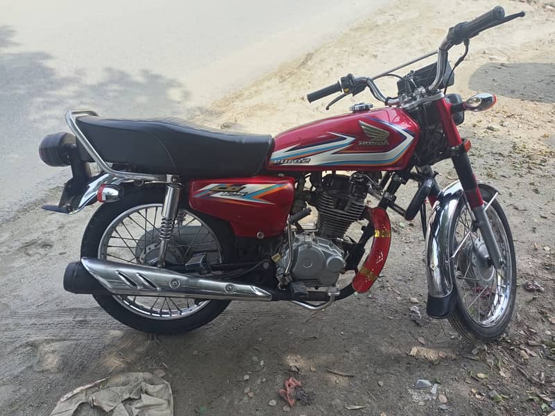 Honda 125 Model 2017 bhot achi condition document clear with biometric 0