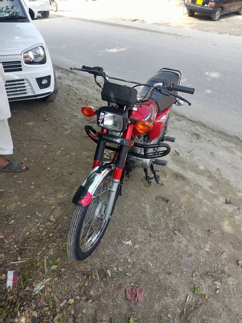 Honda 125 Model 2017 bhot achi condition document clear with biometric 1