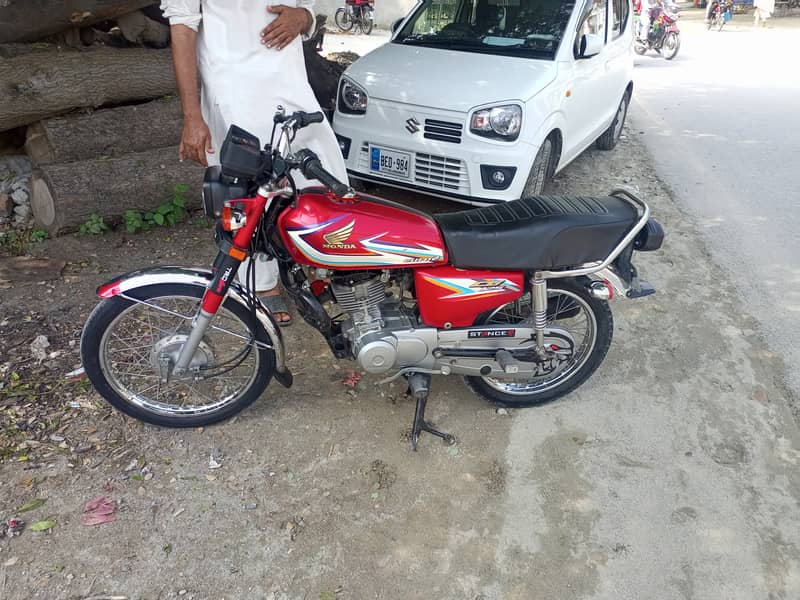 Honda 125 Model 2017 bhot achi condition document clear with biometric 4