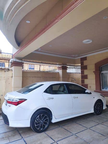 Toyota Corolla Altis 2018 3