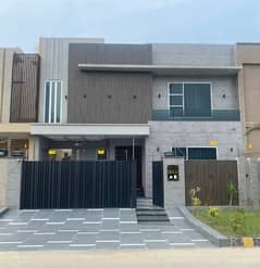 10 MARLA NEW BRAND DOUBLE STORY HOUSE AVAILABLE FOR SALE, IN CITI HOUSING GUJRANWALA ON PRIME LOCATION.