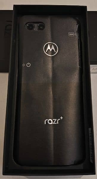 Moto Razor + 8