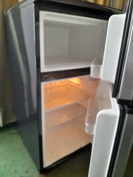 refrigerator  fridge small size orient 2