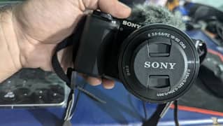 Sony ZVE10 with 16-50mm lens slightly used