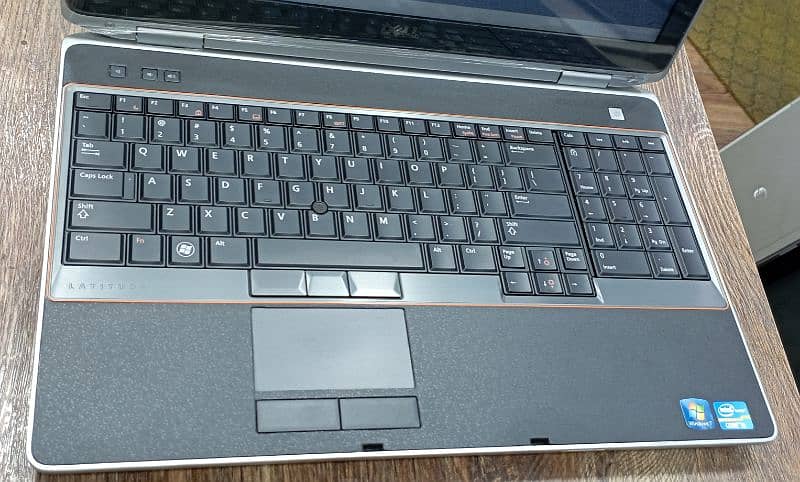 DELL latitude e5520 6520 5530 6530 core i5 2nd 3rd Gen stock@ pc world 9