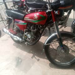 honda 125 v good condation