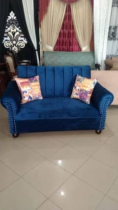 Sofa 2 Seater With Cushions