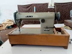 Juki DDL 555  sewing machine ok condition