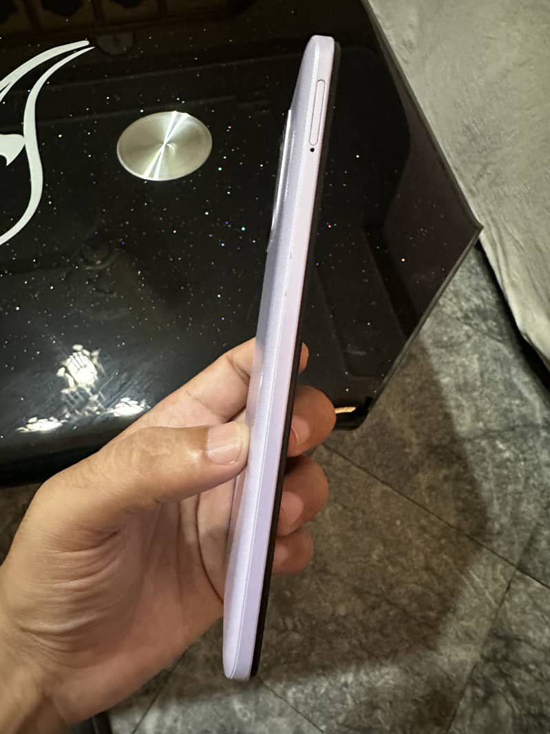 Redmi 12C 4GB 64GB (Purple Colour) 2