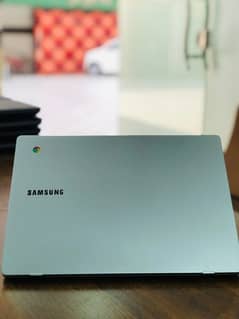 Samsung Chrome Book