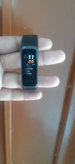 Huawei band 4 condition 10 by 8.5 WhatsApp number 03350244135