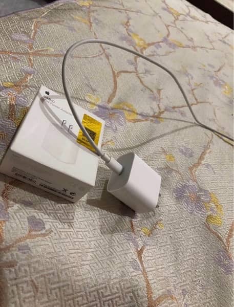 Iphone original 20 watt charger 0