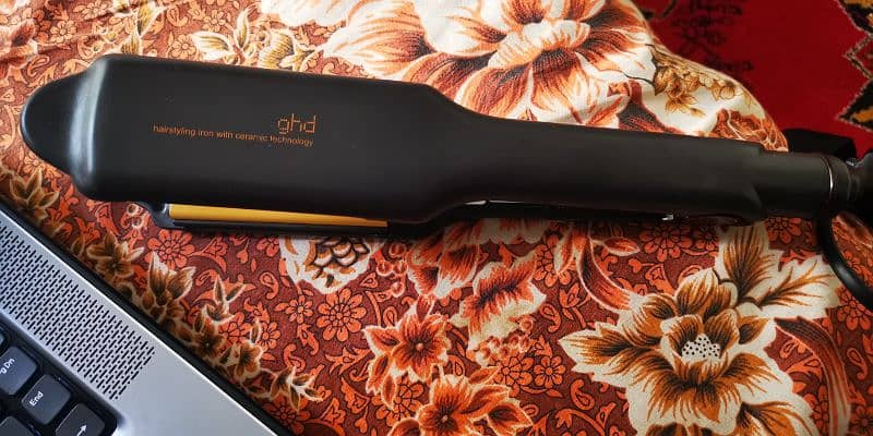 GHD ss Hair Straightener 1