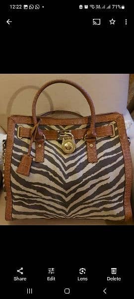 Beautiful  preloved handbag 0